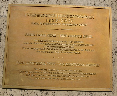 Hundertwasser-Gedenktafel-Alserbachstraße.jpg