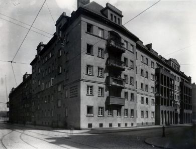 Volkswohnhaus Drorygasse - Fassade Ecke Hagenmüllergasse Drorygasse.jpg