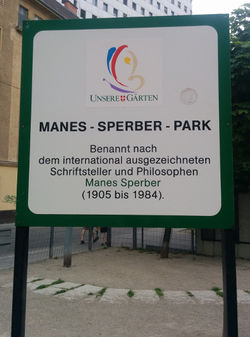 Parkbenennungstafel 1020 Manes-Sperber-Park.JPG