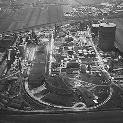 Gaswerk Leopoldau 1956.jpg