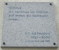 Artmann-Gedenktafel-Schönborngasse.jpg