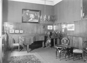 Bellariastraße 4: Musikzimmer in der Wohnung von Arthur und Leonie Friedmann, gestaltet von Adolf Loos (um 1930)