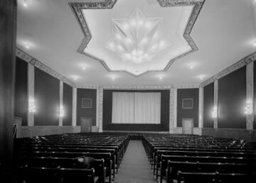 Kinosaal des Gloria Kinos (um 1940)