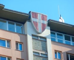 Matzleinsdorfer Hochhaus Wappen.JPG