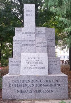 Denkmal für die Opfer des Faschismus für Österreichs Freiheit und Unabhängigkeit, 1100 Reumannplatz.jpg