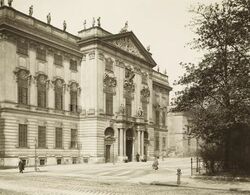 7., Museumsstraße 7 - Palais der ungarischen Leibgarde (Palais Trautson).jpg