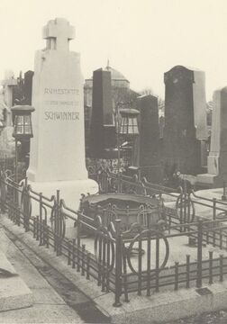 Grabdenkmal für die Familie Schwinner auf dem <!--LINK'" 0:0-->, gestaltet von Max Fabiani, Aufnahme um 1910