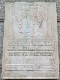 Gedenktafel Koloman Wallisch 1010 Reichsratsstraße 2.JPG