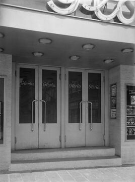 Eingang des Gloria Kinos (um 1940)