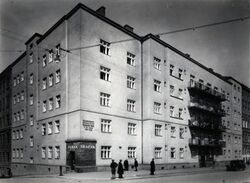 Anton-Katschinka-Hof - Anton-Katschinka-Hof Fassade.jpg