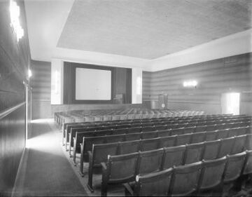 Zuschauerraum des Kinos Kagran ohn Vorhang (14. Jänner 1936)