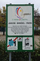 Parkbenennungstafel 1220 Jakob-Bindel-Park