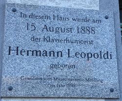 Gedenktafel Geburtshaus Hermann Leopoldi, 1120 Schönbrunner Straße 219.jpg