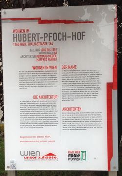 Gedenktafel Hubert Pfoch, 1160 Thaliastraße 164-168.JPG