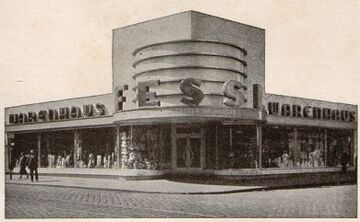 Favoritenstraße 92, Warenhaus Fessl, gestaltet von Leopold Liebl, 1932