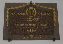 Mozart-Gedenktafel-Singerstraße.jpg
