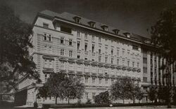 Palais Czernin Friedrich-Schmidt-Platz.jpg