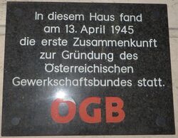 Gedenktafel Gründung Österreichischer Gewerkschaftsbund, 1070 Kenyongasse 3.JPG
