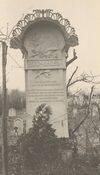 Grabdenkmal Ferdinand Gross.jpg