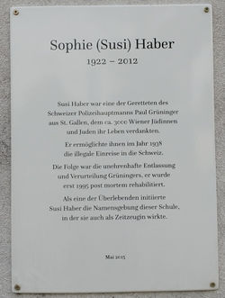Gedenktafel Sopie Haber und Paul Grüninger, Paul-Grüninger-Schule, 1210 Hanreitergasse 2.jpg