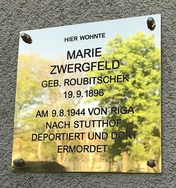 Zwergfeld-Gedenktafel-Ahornhof.jpg