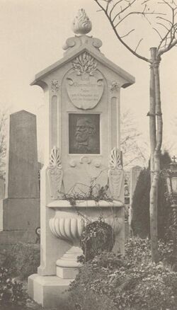 Grabdenkmal Adolf Obermuellner.jpg
