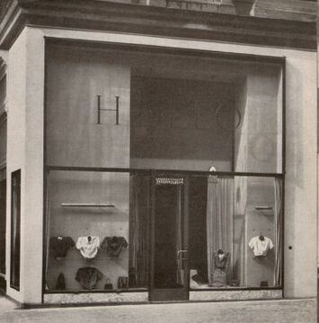 Portal des Modesalon Hello, 1935