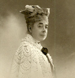 Pauline Metternich-Sándor.jpg