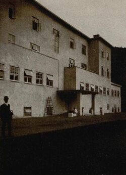Sanatorium Purkersdorf 1904.jpg